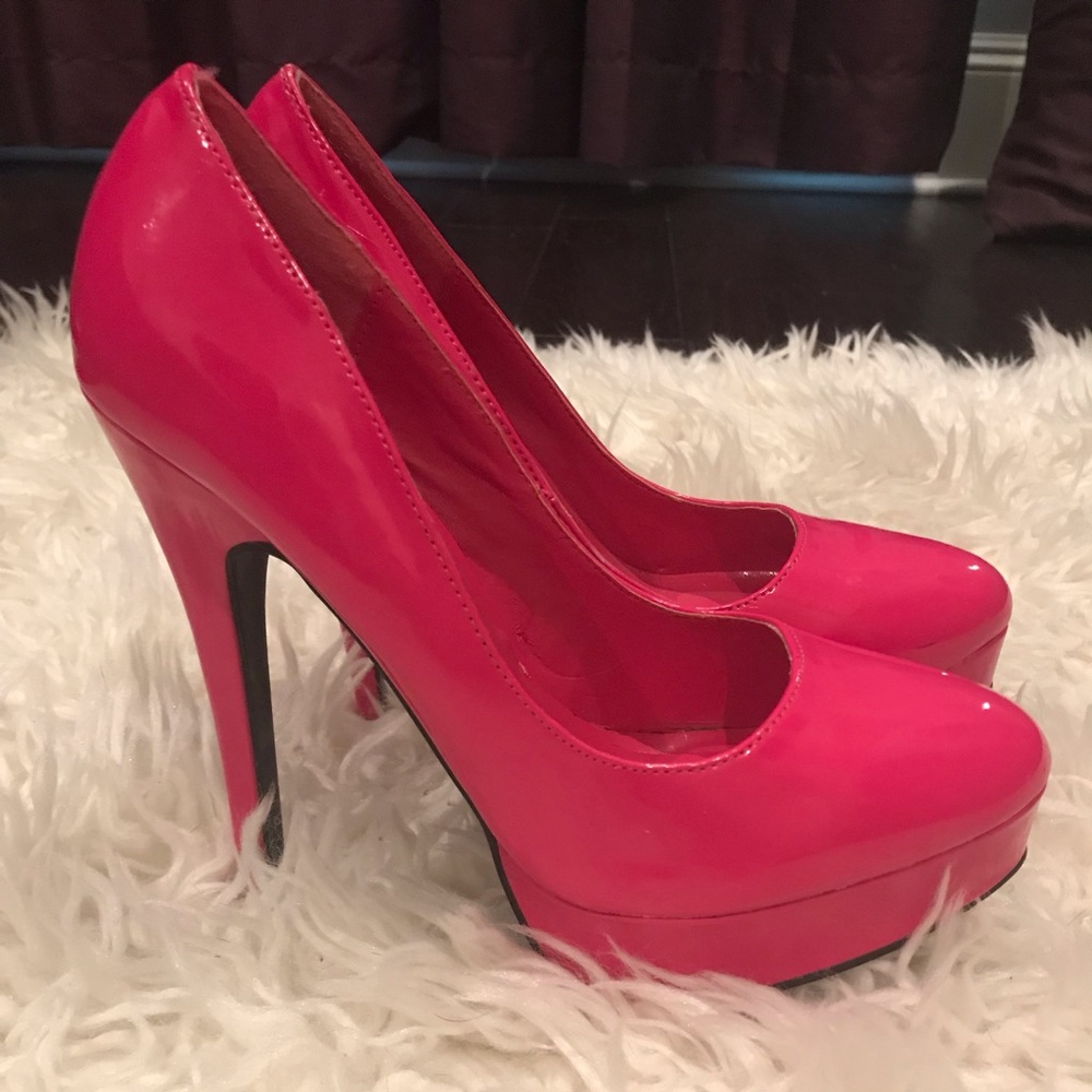 💗Just Fab Hot Pink Pumps